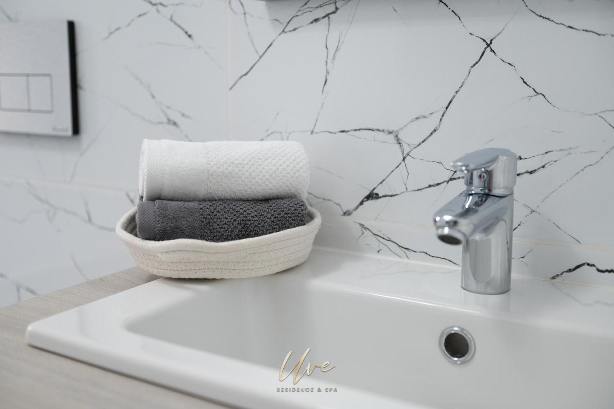 Uve Residence & Spa Πιάτρα Νέαμτς Εξωτερικό φωτογραφία
