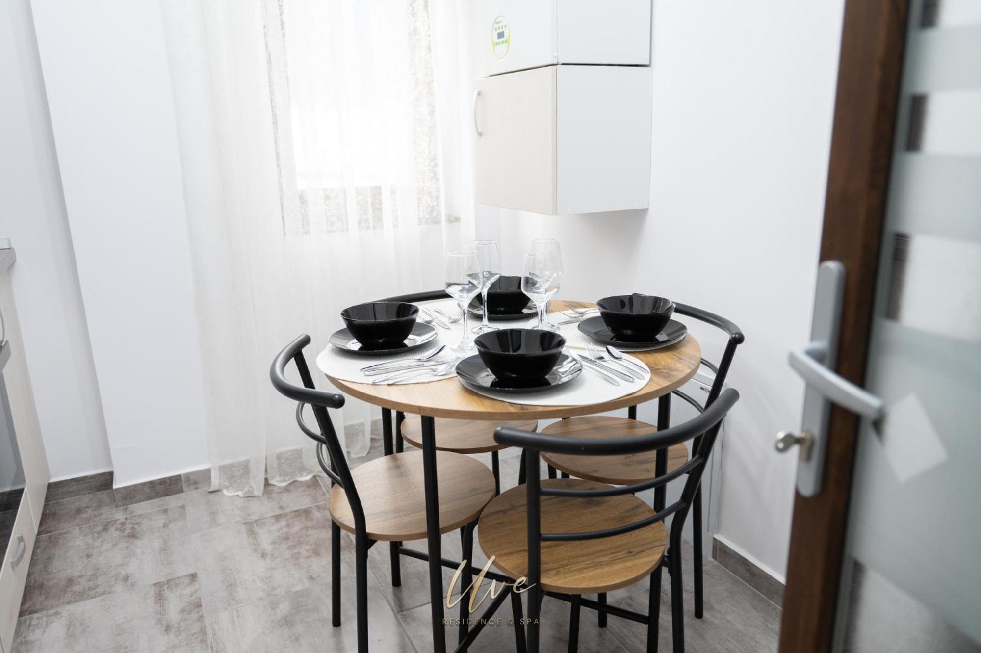 Uve Residence & Spa Πιάτρα Νέαμτς Εξωτερικό φωτογραφία