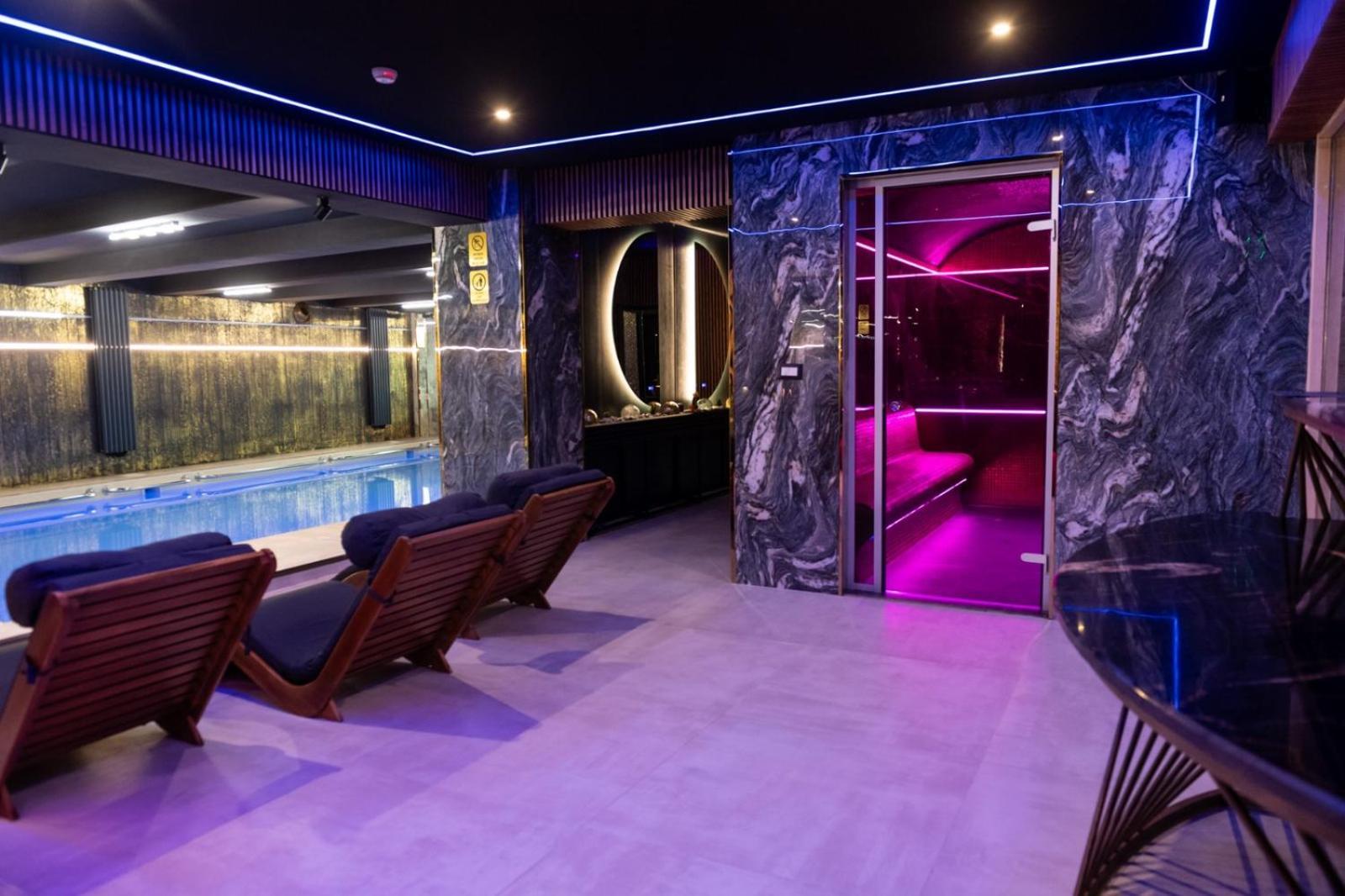 Uve Residence & Spa Πιάτρα Νέαμτς Εξωτερικό φωτογραφία